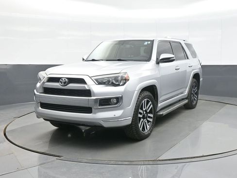 Used 2015 Toyota 4Runner Limited image 3