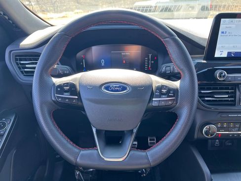 Used 2024 Ford Escape ST-Line image 10