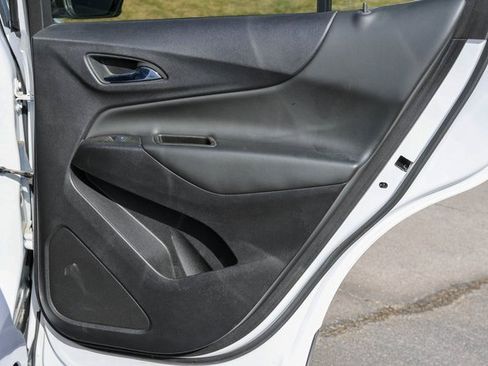 Used 2024 Chevrolet Equinox LT image 16