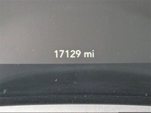 Used 2016 Dodge Challenger SRT Hellcat image 29