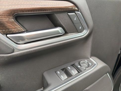 Used 2022 Chevrolet Silverado 1500 LT image 15