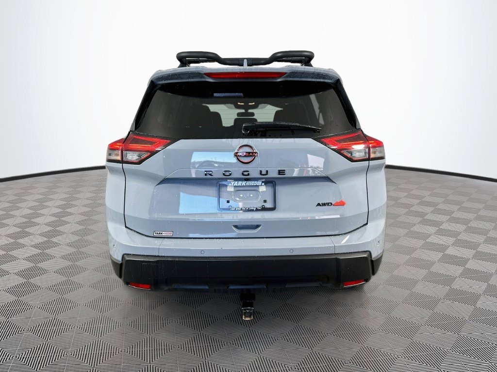 Certified 2025 Nissan Rogue SV AWD/4WD image 10