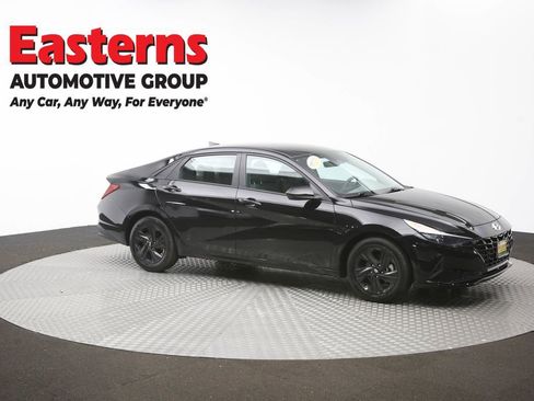 Used 2023 Hyundai Elantra SEL FWD image 48