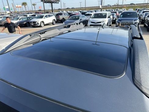 Used 2018 Subaru Outback 2.5i Premium image 15