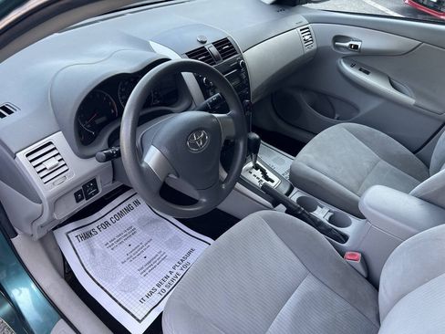 Used 2010 Toyota Corolla LE FWD image 11