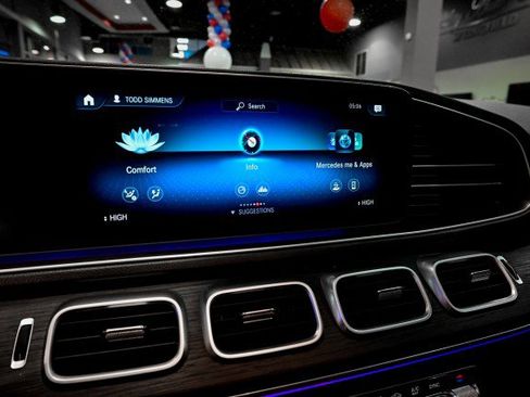 Used 2023 Mercedes-Benz GLS 450 4MATIC image 49