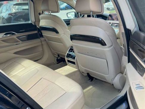 Used 2016 BMW 750i xDrive AWD/4WD image 24