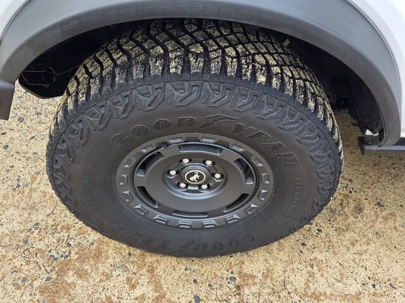 Used 2024 Ford Bronco Badlands AWD/4WD image 16