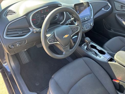 Used 2023 Chevrolet Malibu LT image 18