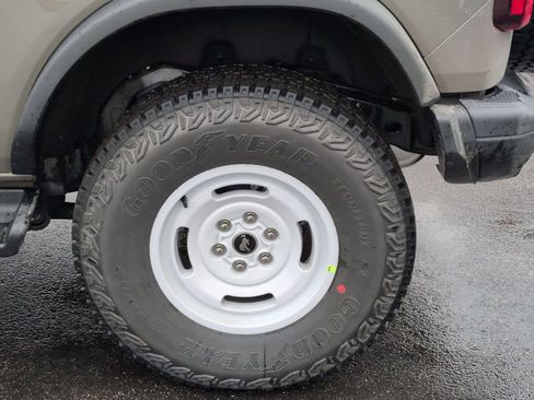 New 2026 Ford Bronco Heritage Edition image 15