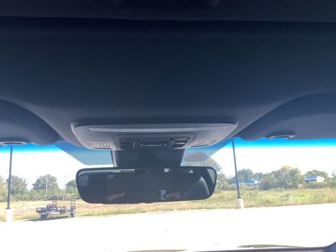 Used 2021 Toyota Avalon XSE image 23