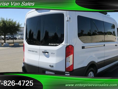 Used 2023 Ford Transit 350 XLT RWD image 5
