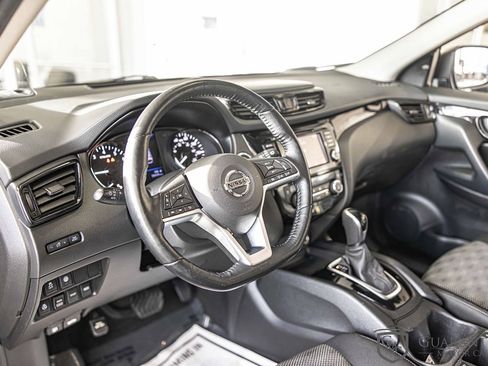 Used 2021 Nissan Rogue Sport SV image 20