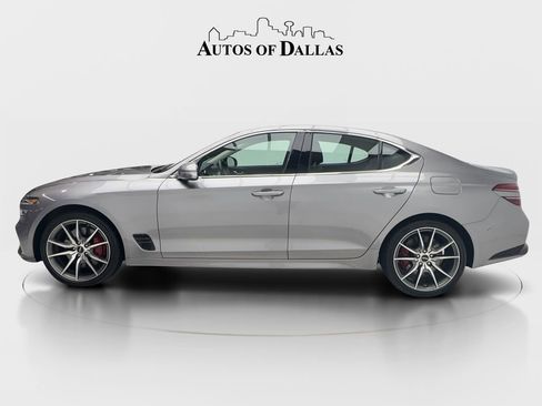 Used 2025 Genesis G70 2.5T RWD image 5