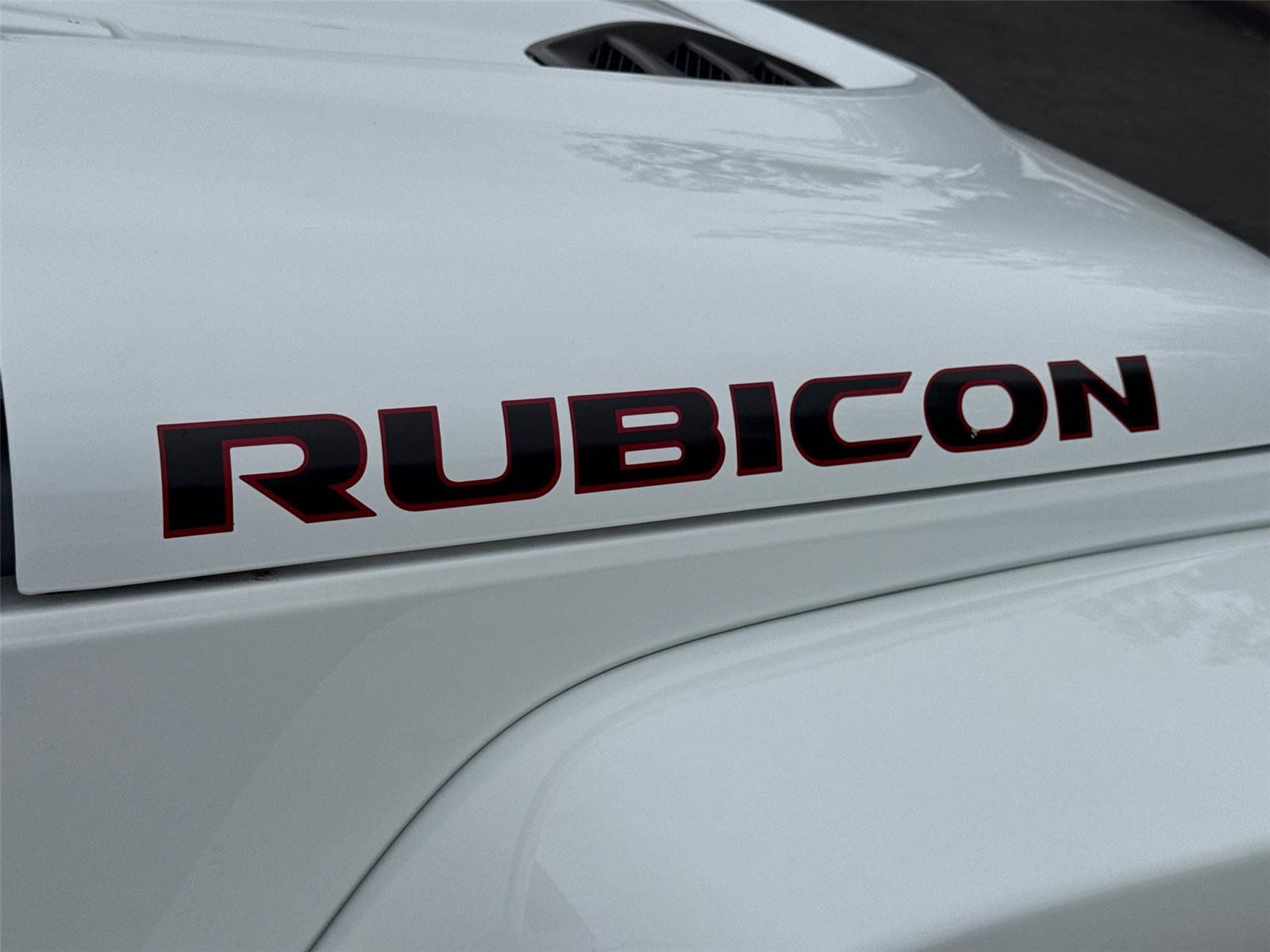 Used 2017 Jeep Wrangler Rubicon AWD/4WD image 9