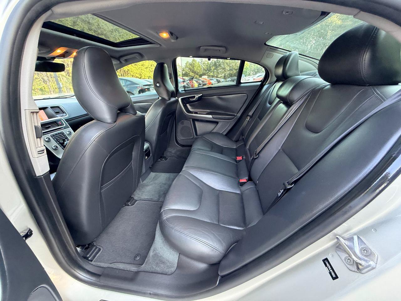 Used 2018 Volvo S60 T5 Inscription AWD/4WD image 11