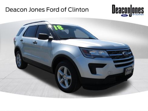 Used 2018 Ford Explorer 4WD image 1
