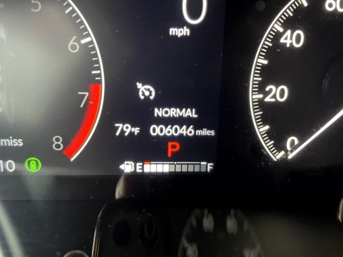 Certified 2025 Honda HR-V Sport image 15