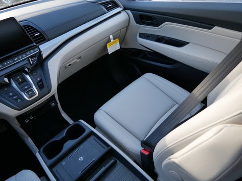 New 2026 Honda Odyssey EX-L image 11