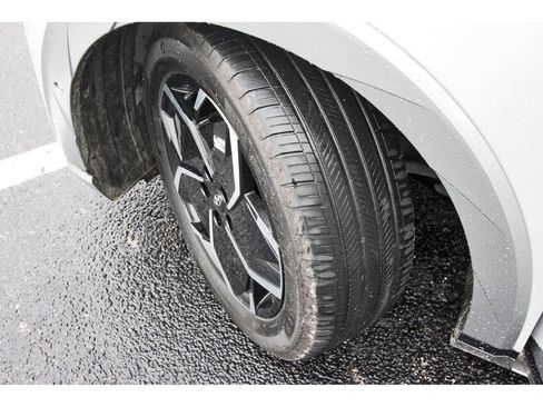 Certified 2024 Hyundai Ioniq 5 Limited RWD image 34