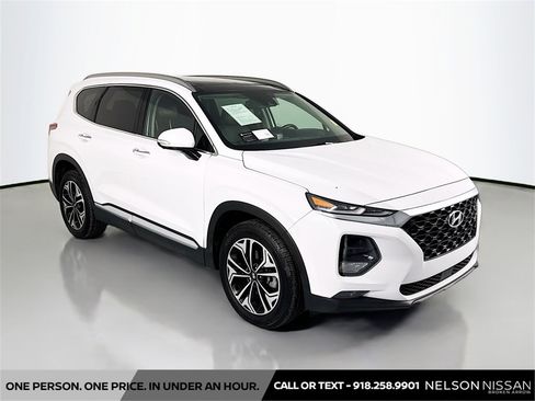 Used 2019 Hyundai Santa Fe AWD image 3