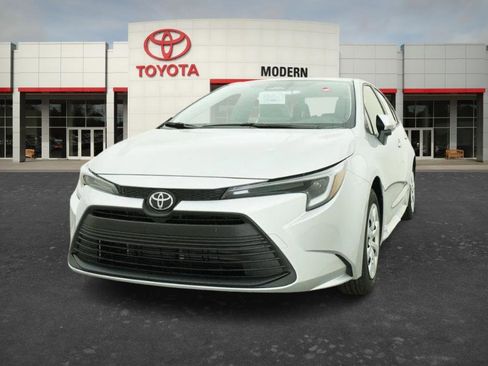 New 2026 Toyota Corolla LE FWD image 12