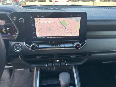 Used 2024 Chevrolet Colorado Trail Boss w/ Advanced Trailering Package image 27