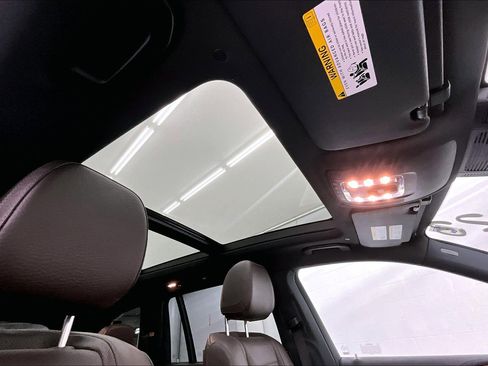 Certified 2023 Mercedes-Benz GLS 450 4MATIC image 27