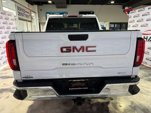 Used 2025 GMC Sierra 1500 SLT AWD/4WD image 10