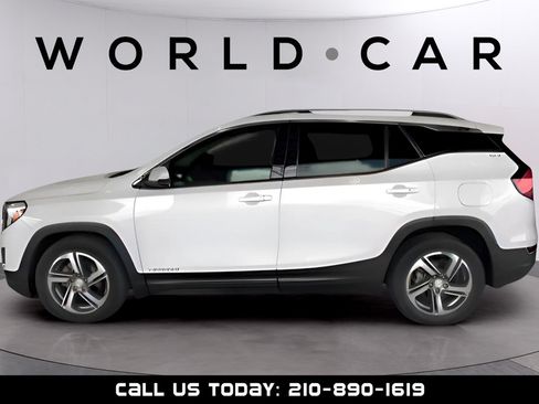 Used 2021 GMC Terrain SLT w/ LPO, Floor Liner Package FWD image 4
