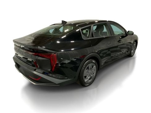 New 2026 Kia K4 FWD image 4