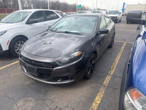 Used 2015 Dodge Dart SXT image 8