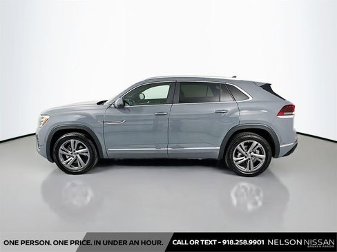 Used 2024 Volkswagen Atlas Cross Sport SEL R-Line AWD/4WD image 8