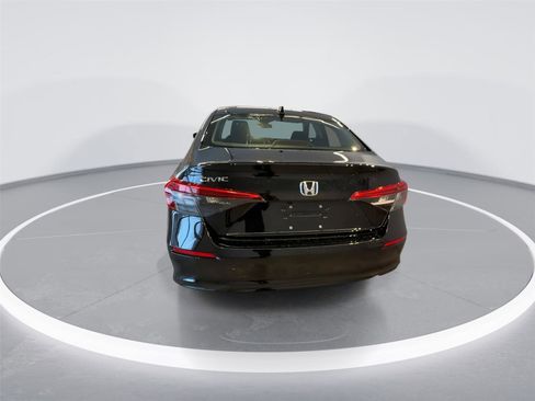 Used 2023 Honda Civic EX image 7