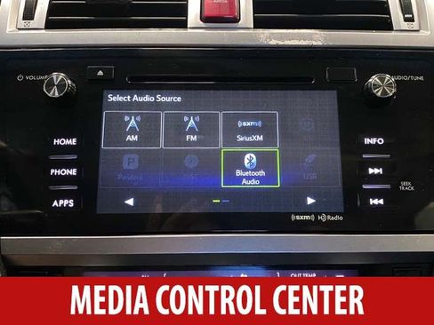 Used 2017 Subaru Outback 2.5i Premium AWD/4WD image 12