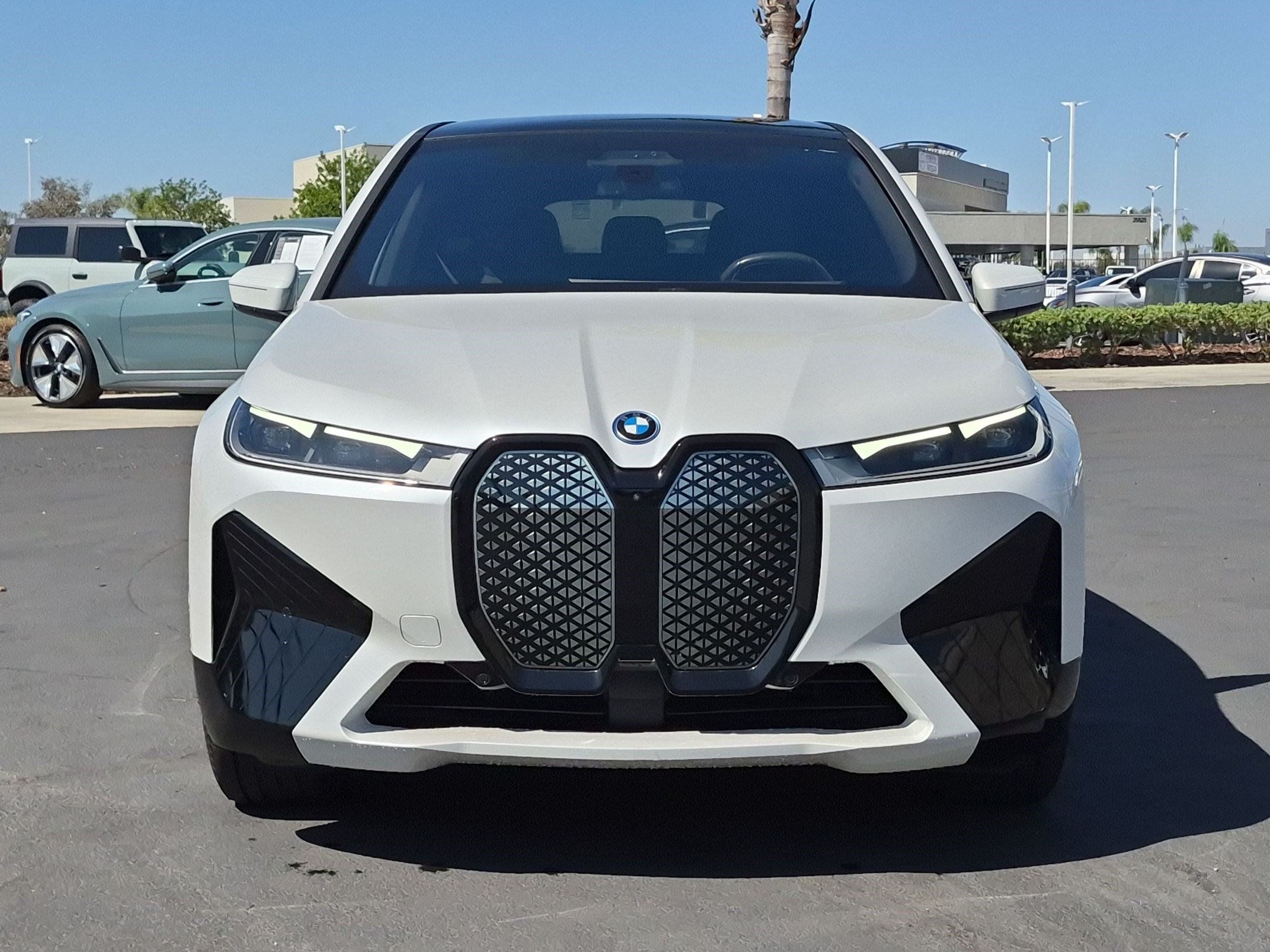Certified 2024 BMW iX xDrive50 w/ Premium Package AWD/4WD image 3