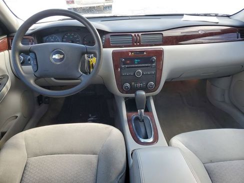Used 2009 Chevrolet Impala LS image 16