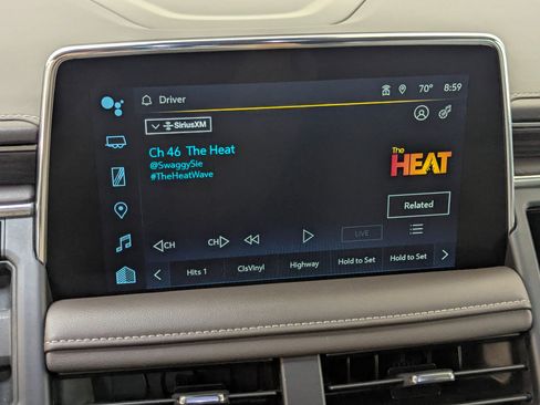 Used 2024 Chevrolet Suburban LT image 26