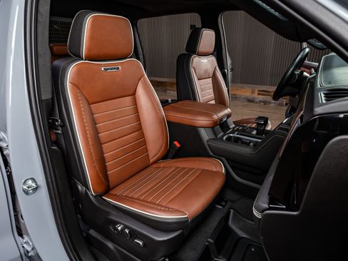 Used 2024 GMC Sierra 1500 Denali Ultimate image 31