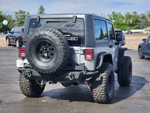 Used 2013 Jeep Wrangler Rubicon w/ PWR Convenience Group AWD/4WD image 9
