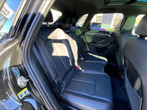 Used 2025 Audi Q3 2.0T Premium Plus w/ Premium Plus Package image 19