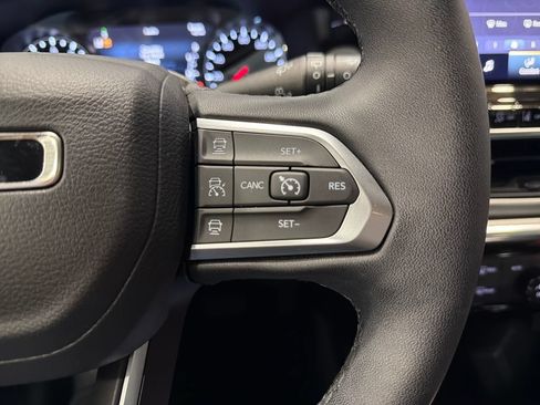 Used 2024 Jeep Compass Limited AWD/4WD image 12