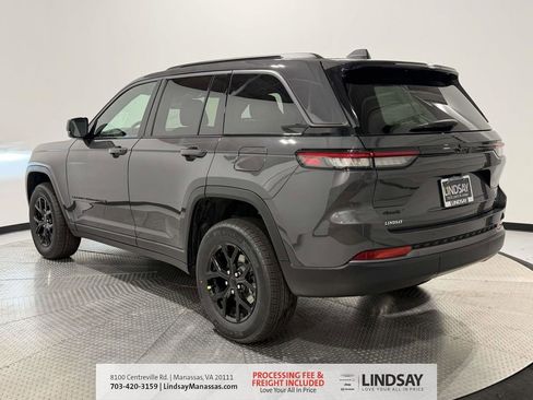 New 2026 Jeep Grand Cherokee Altitude AWD/4WD image 5