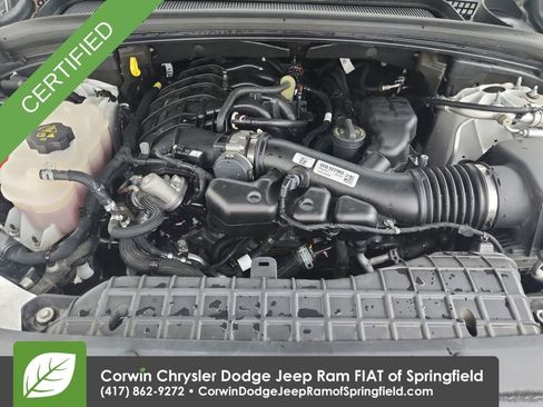 Certified 2023 Jeep Grand Cherokee Limited w/ Black Appearance Package image 33