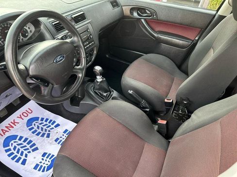 Used 2006 Ford Focus ST image 5