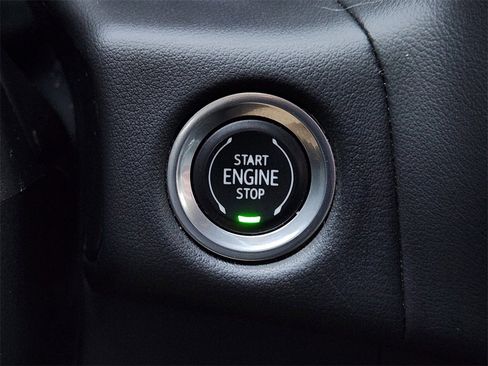 Used 2021 Chevrolet Tahoe Z71 w/ Luxury Package image 22