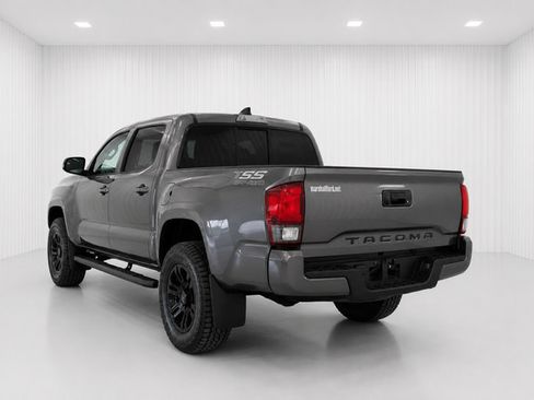 Used 2021 Toyota Tacoma SR w/ SR Convenience Package RWD image 4