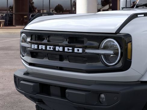 New 2026 Ford Bronco Outer Banks AWD/4WD image 19