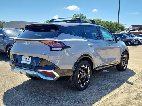 Used 2025 Kia Sportage SX AWD/4WD image 4