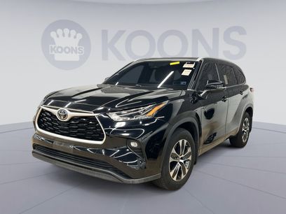 Used 2023 Toyota Highlander XLE
